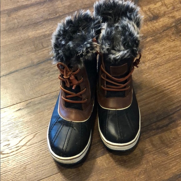 cutest duck boots
